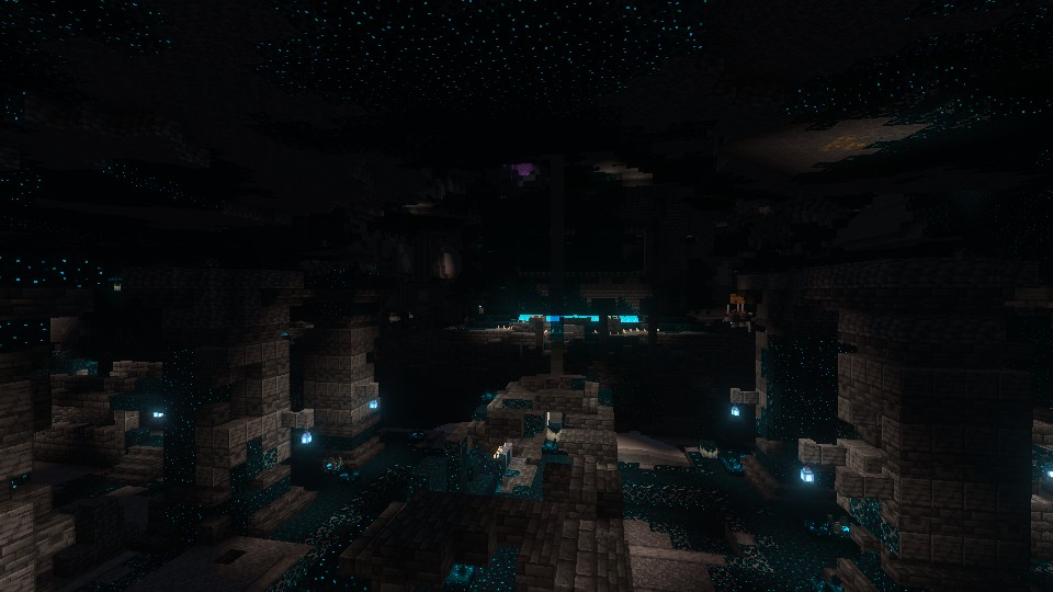 Minecraft Vibrant Visuals Ancient City Screenshot